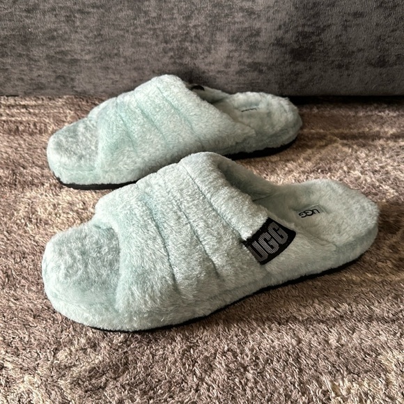 NWOT Ugg Fluff You Mens Slippers Teal Real Lamb Fur 11 - Picture 1 of 6